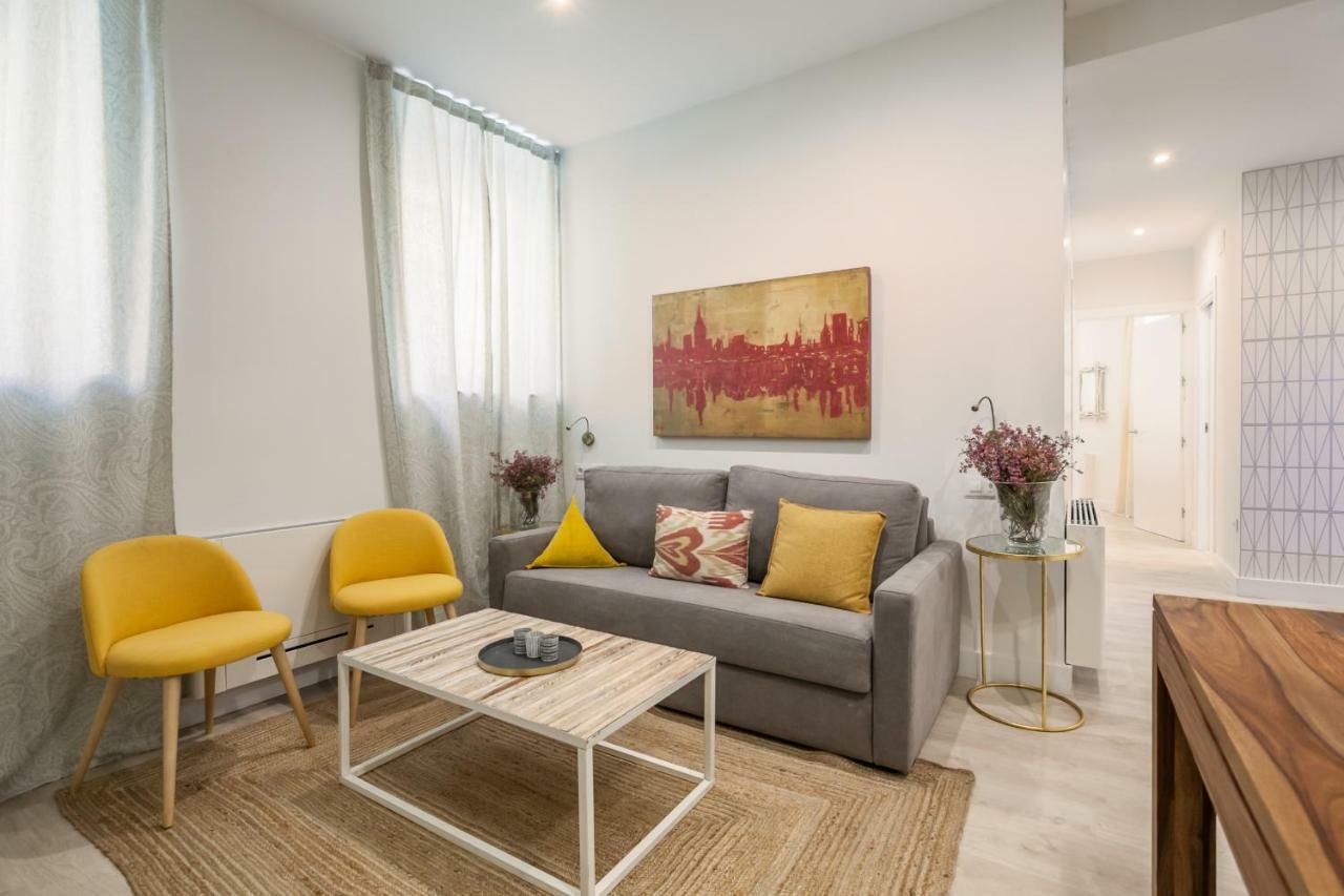 Apartamentos Rg Suites Jardines De Murillo Sevilla Eksteriør bilde