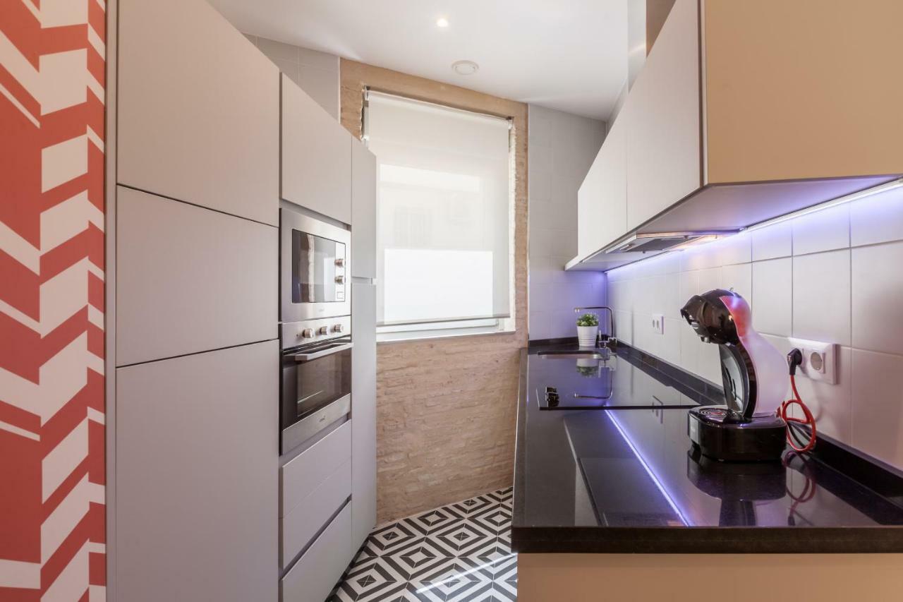 Apartamentos Rg Suites Jardines De Murillo Sevilla Eksteriør bilde
