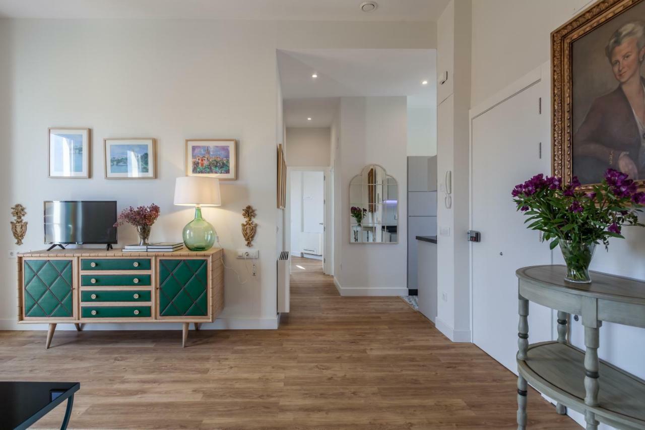 Apartamentos Rg Suites Jardines De Murillo Sevilla Eksteriør bilde