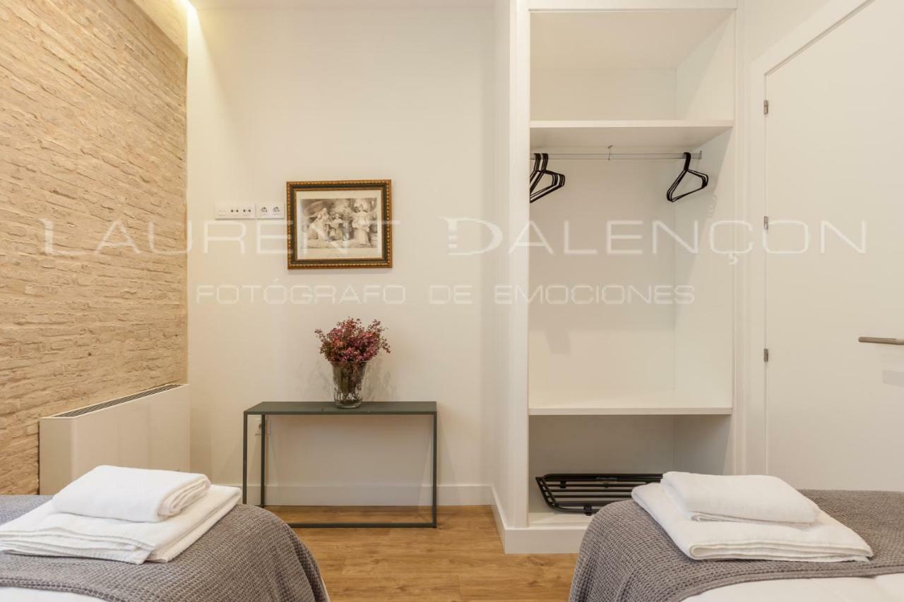 Apartamentos Rg Suites Jardines De Murillo Sevilla Eksteriør bilde